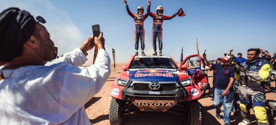 Hilux da TOYOTA GAZOO Racing triunfa no Rali de Marrocos