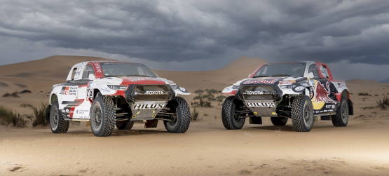 <strong>TOYOTA GAZOO Racing confirma três GR DKR HILUX T1+ para o Dakar 2023</strong>