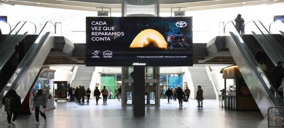 JCDecaux e Toyota Unem Forças em Campanha de ConscienCIALIZação Sobre Pessoas em Situação de Sem-Abrigo