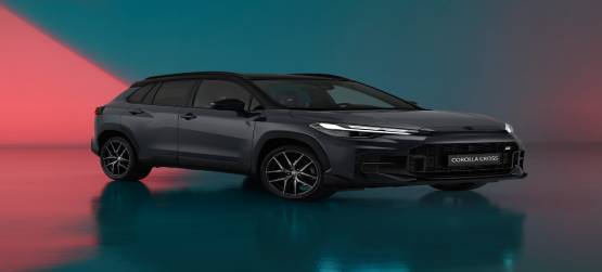 Toyota Corolla Cross apresenta um estilo SUV renovado e nova versão GR SPORT