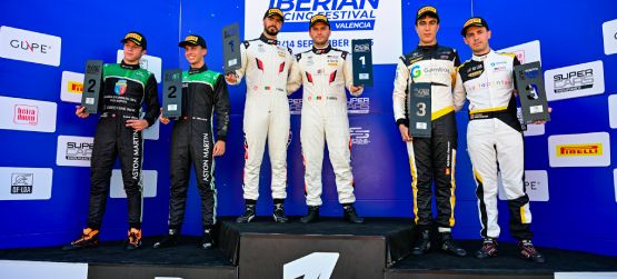 TOYOTA GAZOO Racing Caetano Portugal vence nos GT4 Pro, em Valência
