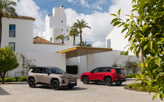 Nova Geração Toyota RAV4: Novas tecnologias e estilo robusto para todas as aventuras