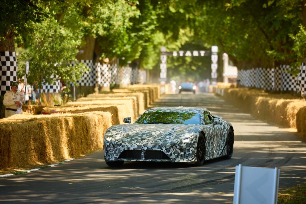 protótipo desportivo lexus em demonstração no goodwood festival of speed